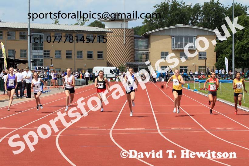 Womens Under-17s and Girls Under-15s 100 metres, 2022 Northern Inter Counties U17s and U15s Track and Field, York, Thursday, June 2nd. Photo: David T. Hewitson/Sports for All Pics